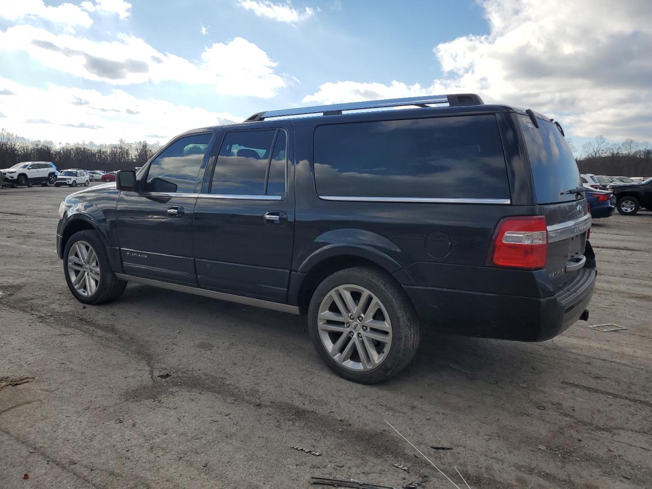 2017 Ford Expedition - Image 2