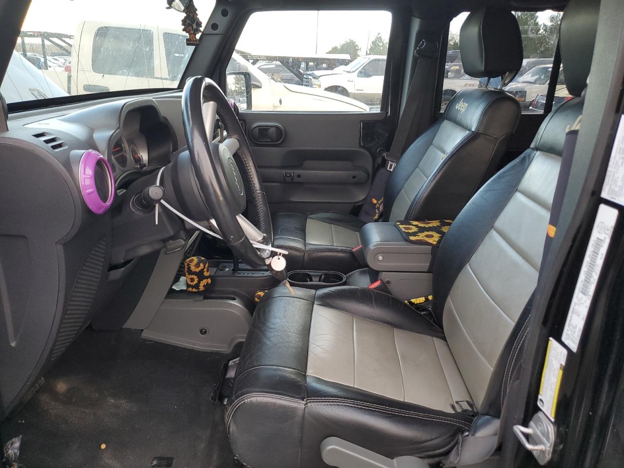 2010 Jeep Wrangler - Image 7