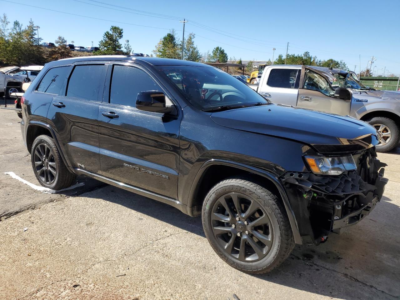 2019 Jeep Grand Cherokee - Image 4