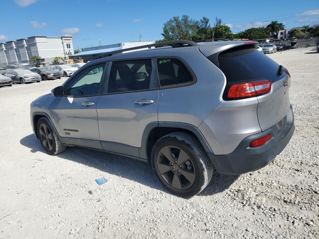 2016 Jeep Grand Cherokee - Image 2