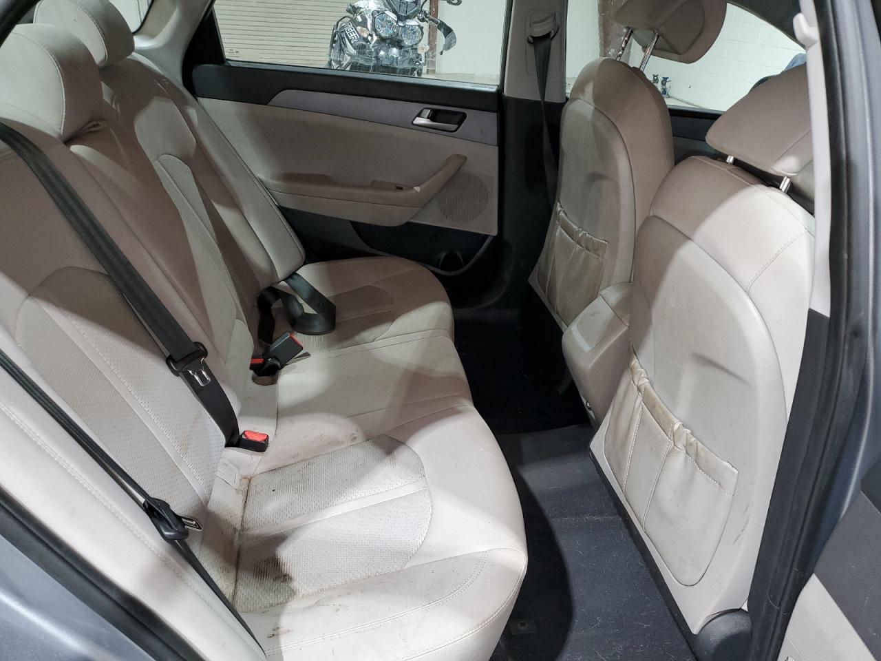 2017 Hyundai Sonata - Image 10