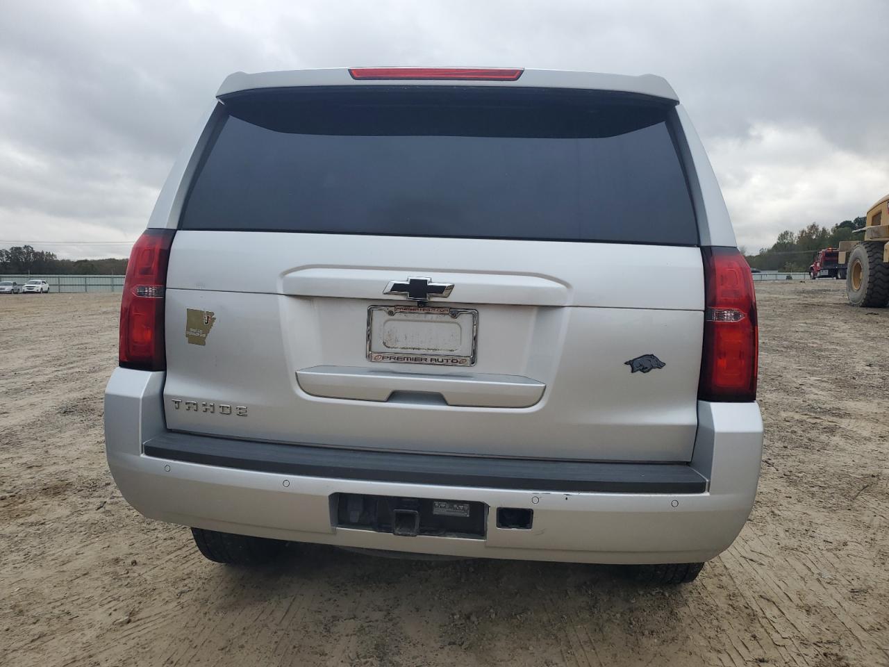 VIN 1GNSCBKC5FR585012 2015 CHEVROLET TAHOE no.6