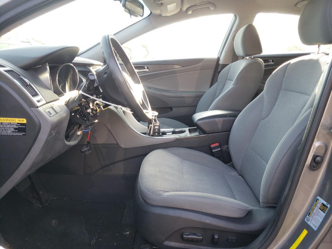 2014 Hyundai Sonata - Image 7