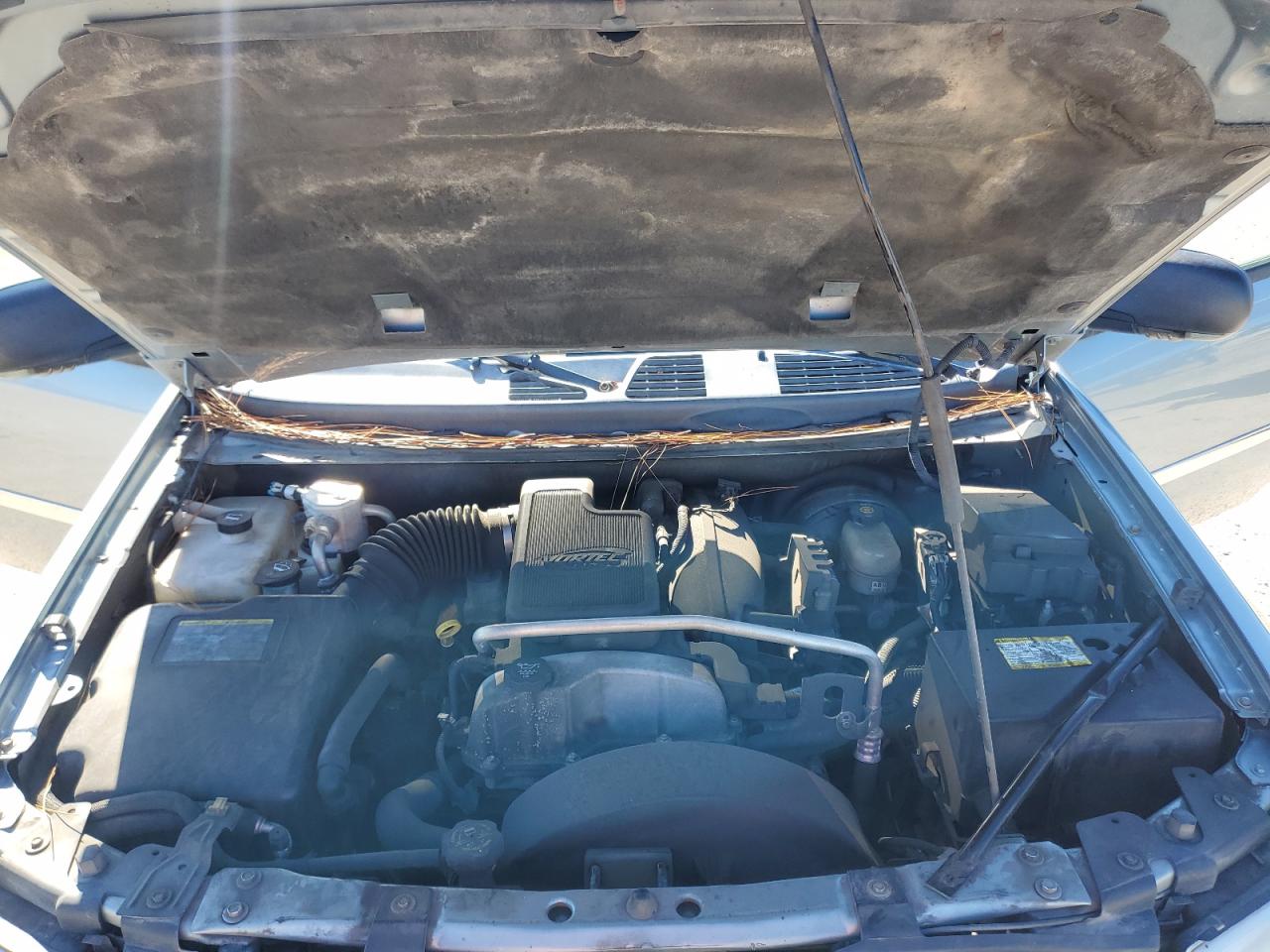 2006 GMC Envoy - Image 13