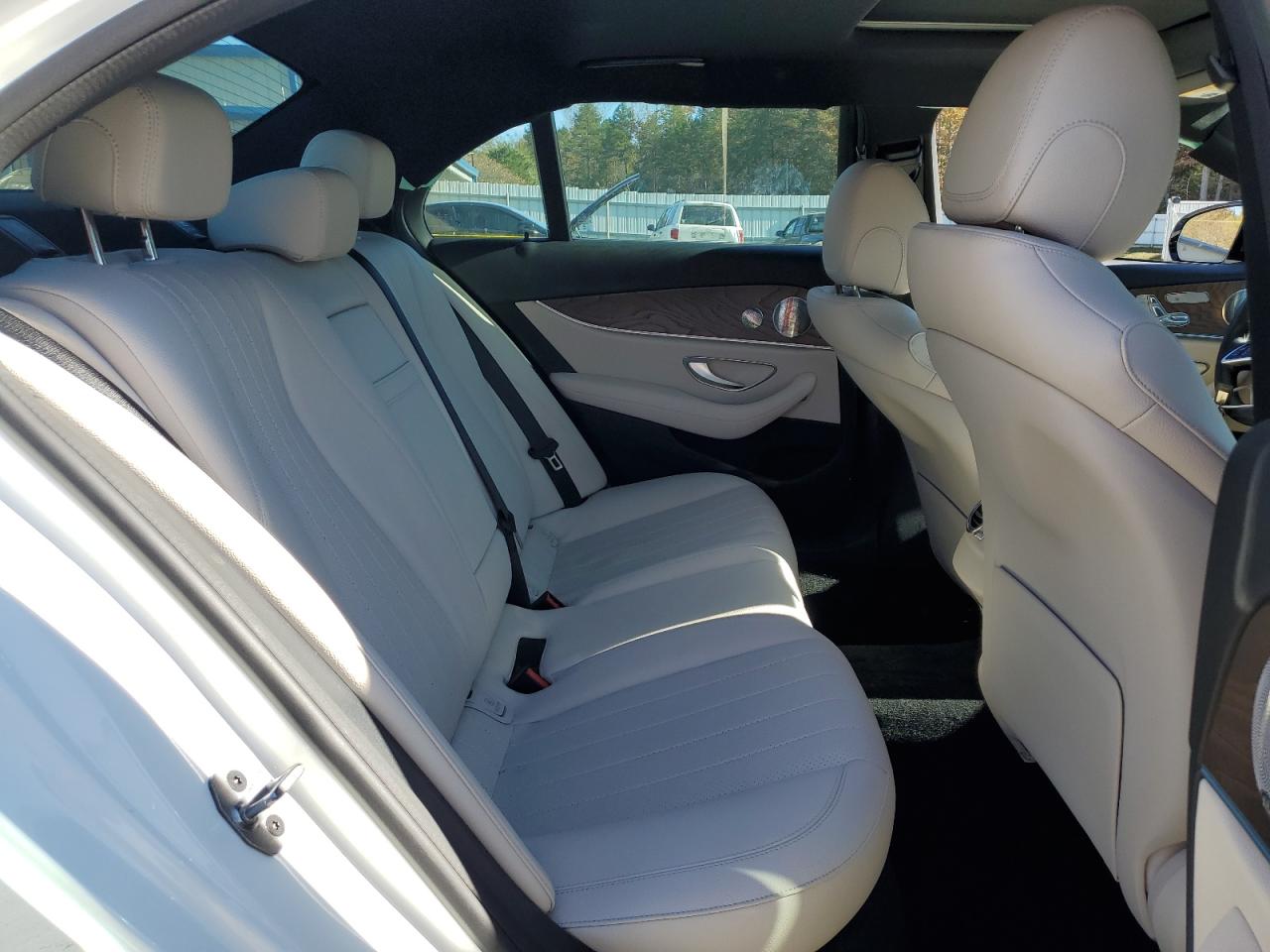 2023 Mercedes-Benz E-klasse - Image 10