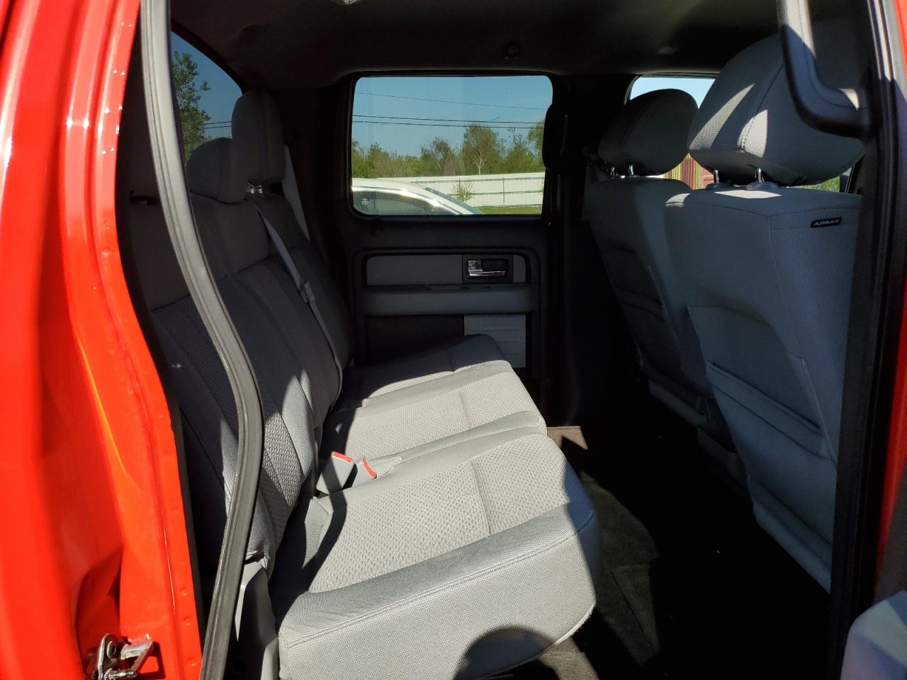 2014 Ford F-150 - Image 10