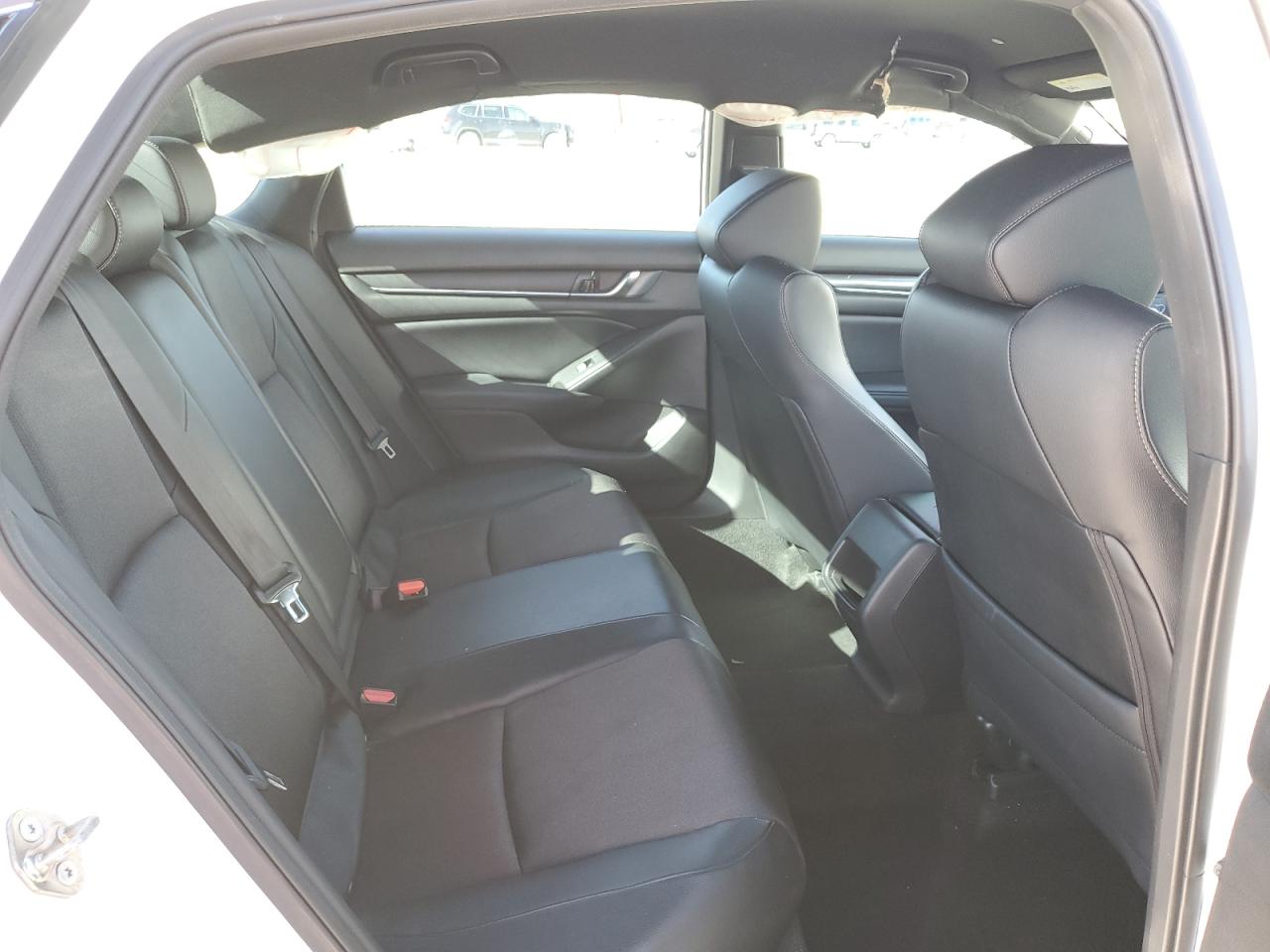 2018 Honda Accord - Image 10