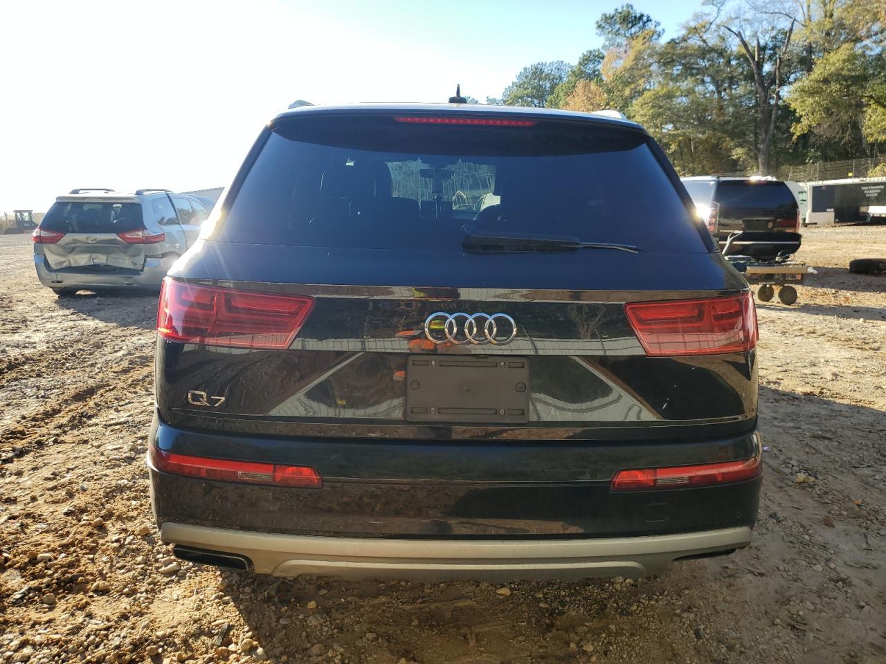 2019 Audi Q7 Premium Plus VIN: WA1LHAF71KD025981 Lot: 81334394