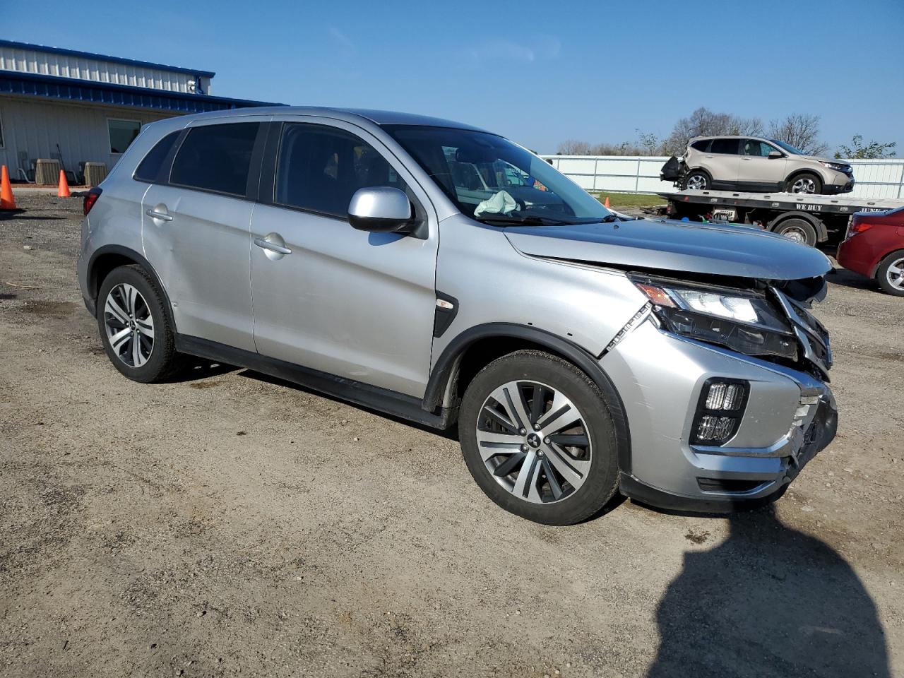 2021 Mitsubishi Outlander - Image 4