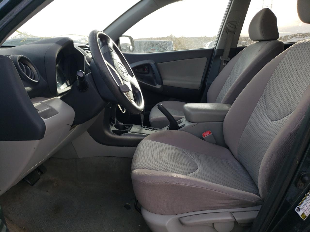 2010 Toyota RAV 4 - Image 7