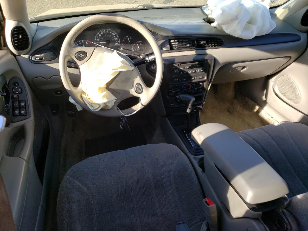 2005 Chevrolet Malibu - Image 8