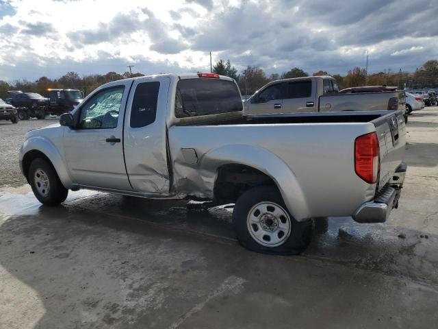  NISSAN FRONTIER 2012 Сріблястий