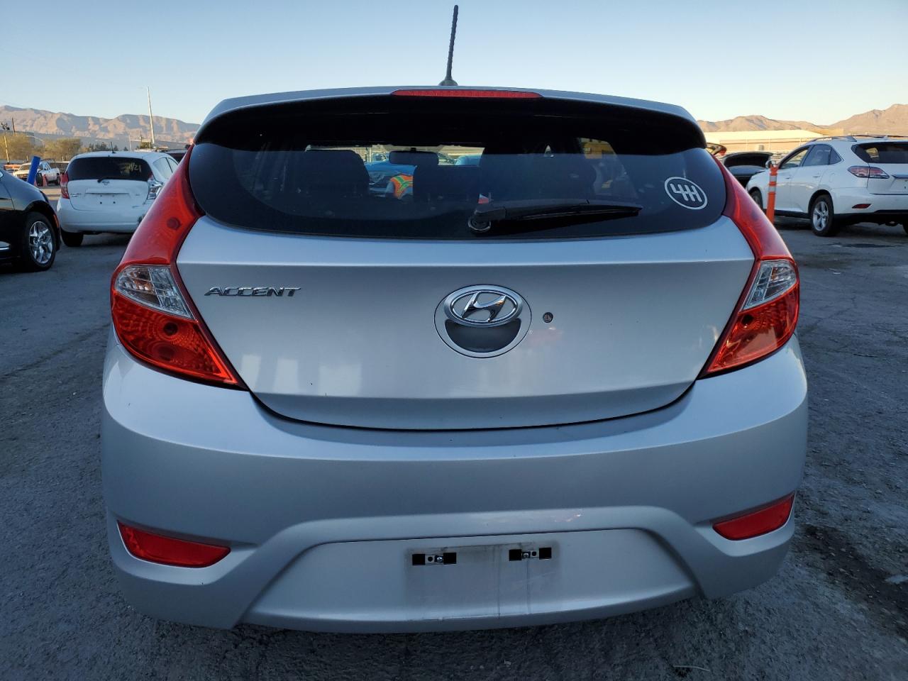 2015 Hyundai Accent Gls VIN: KMHCU5AE0FU201483 Lot: 80882664