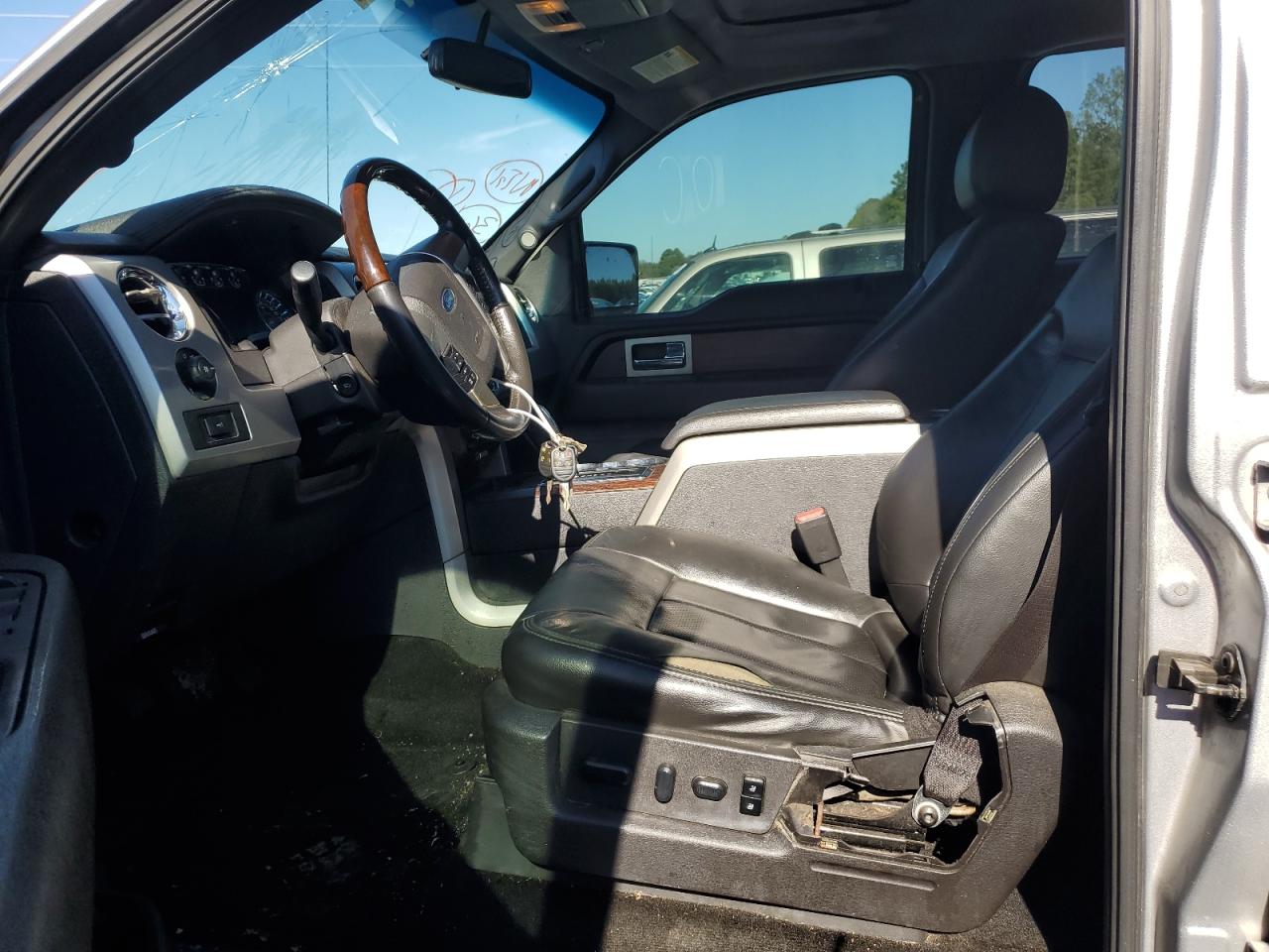 2014 Ford F-150 - Image 7