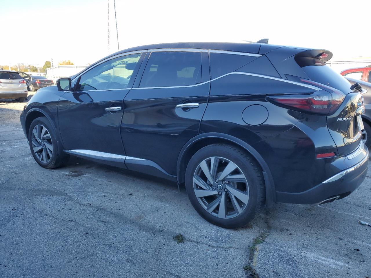 2019 Nissan Murano - Image 2