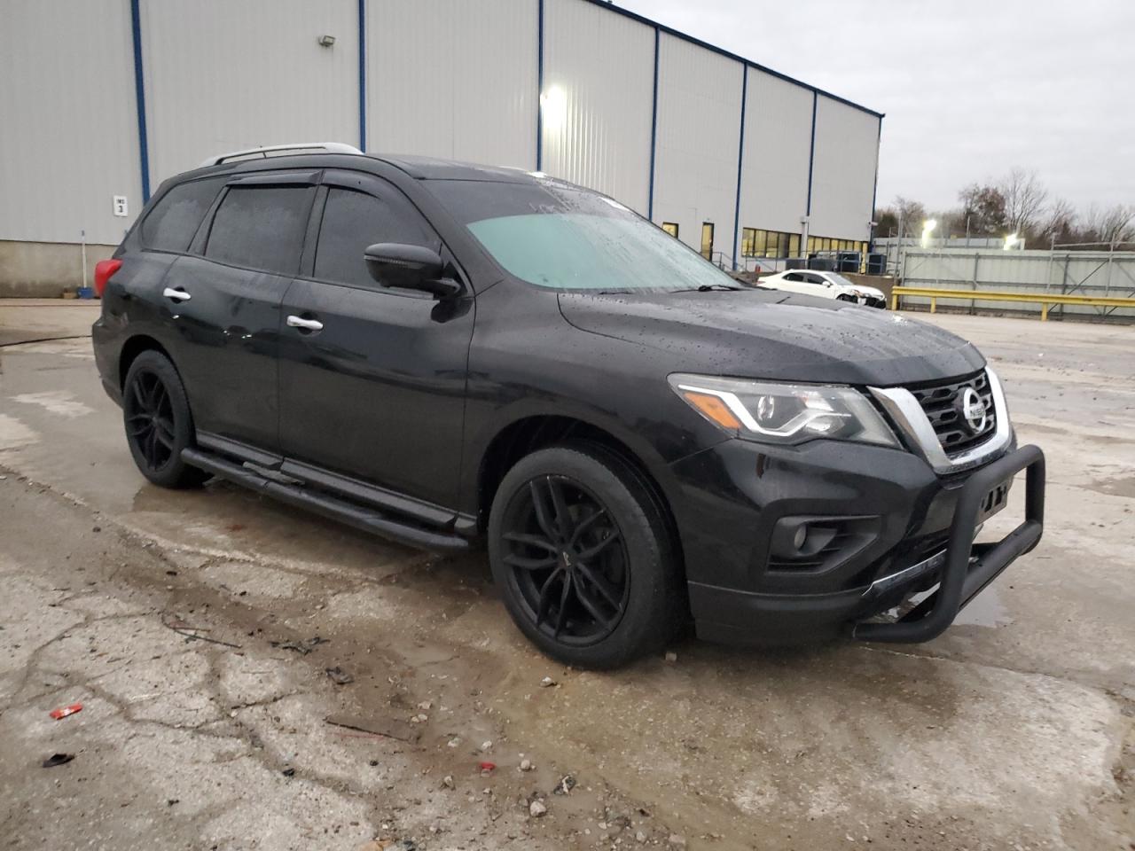 VIN 5N1DR2MM2JC629609 2018 NISSAN PATHFINDER no.4