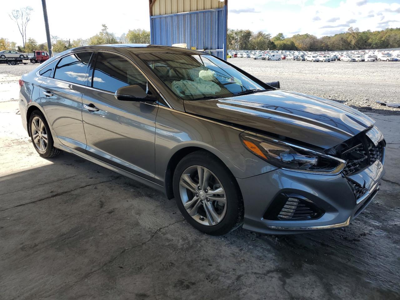 2018 Hyundai Sonata - Image 4