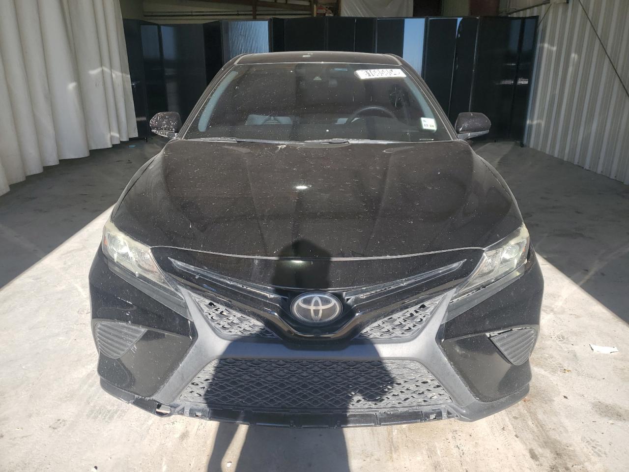 2018 Toyota Camry - Image 5