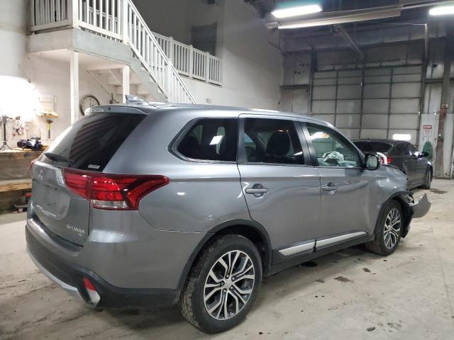  MITSUBISHI OUTLANDER 2018 Srebrny