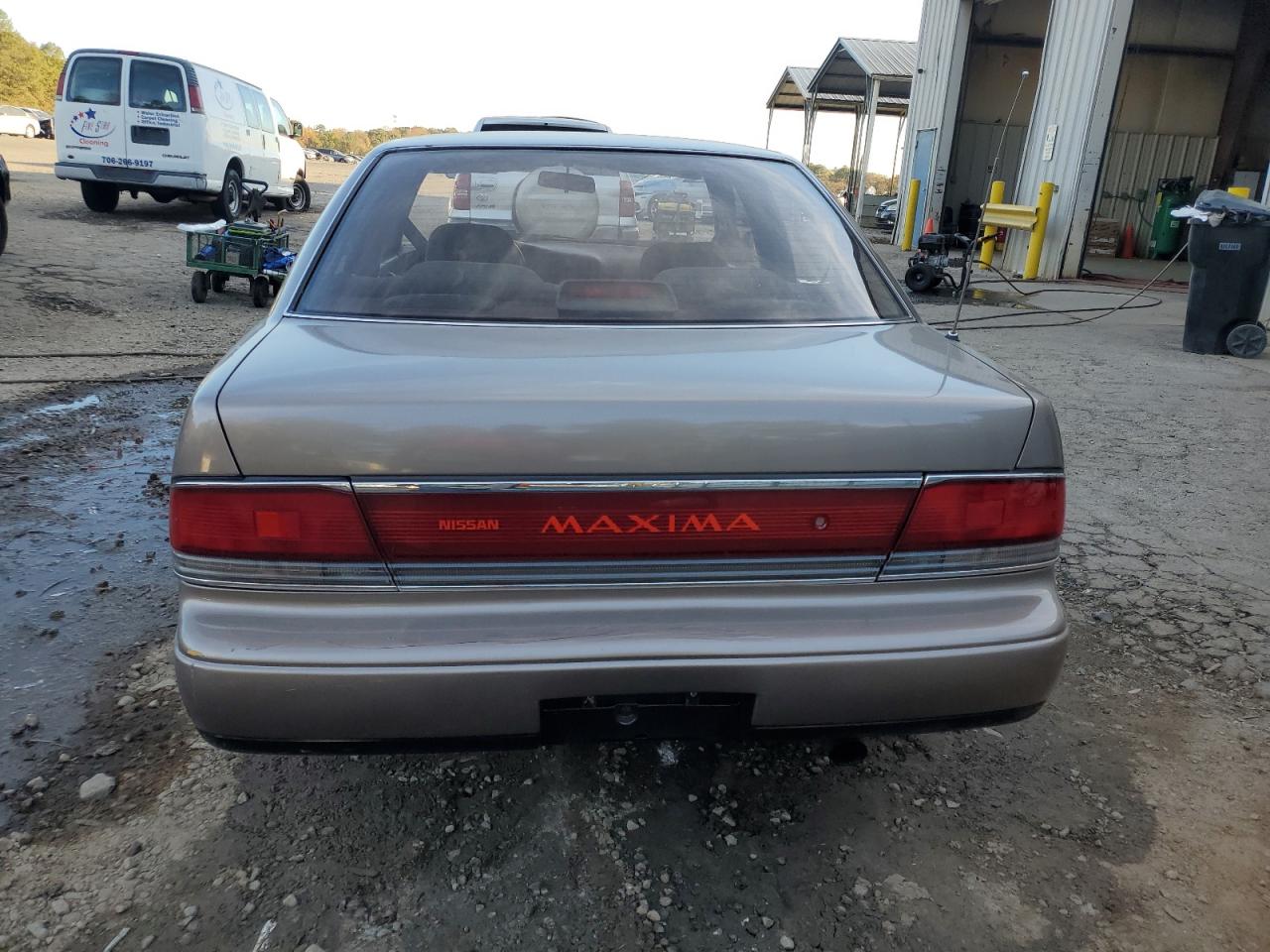 1990 Nissan Maxima VIN: JN1HJ01P3LT393901 Lot: 79912694