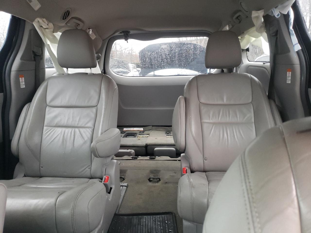 2016 Toyota Sienna Xle VIN: 5TDDK3DC3GS141850 Lot: 81605224