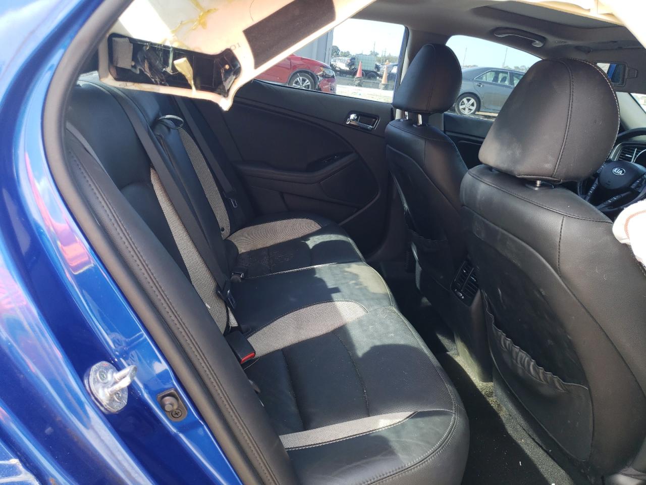 2013 Kia Optima - Image 11