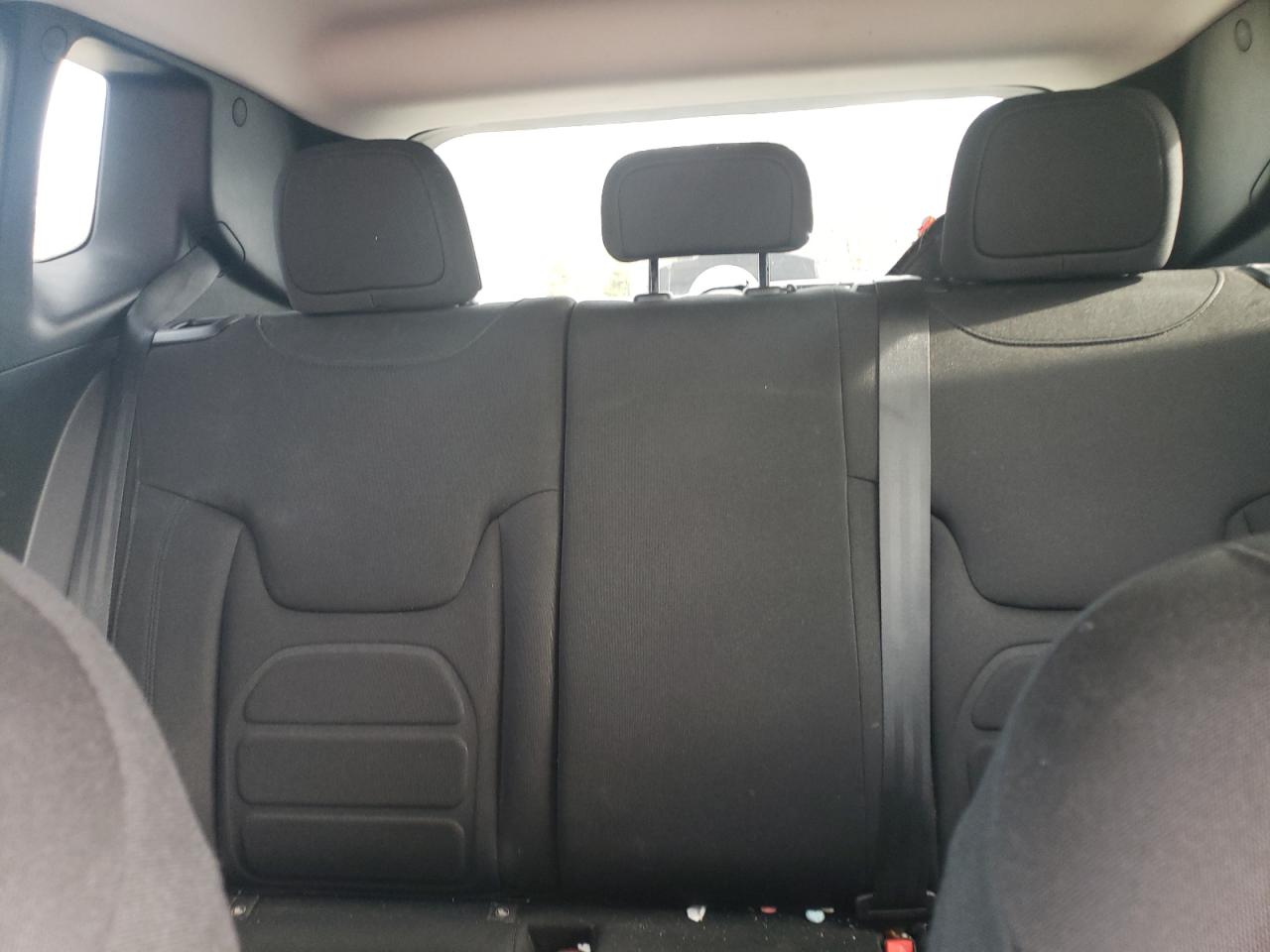 2018 Jeep Renegade - Image 10