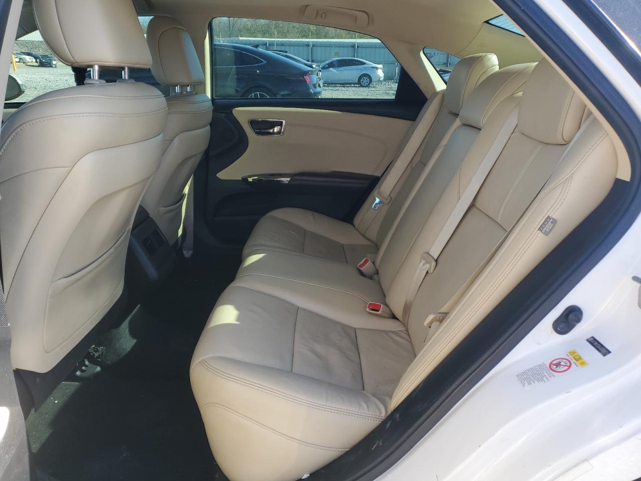 2018 Toyota Avalon - Image 11