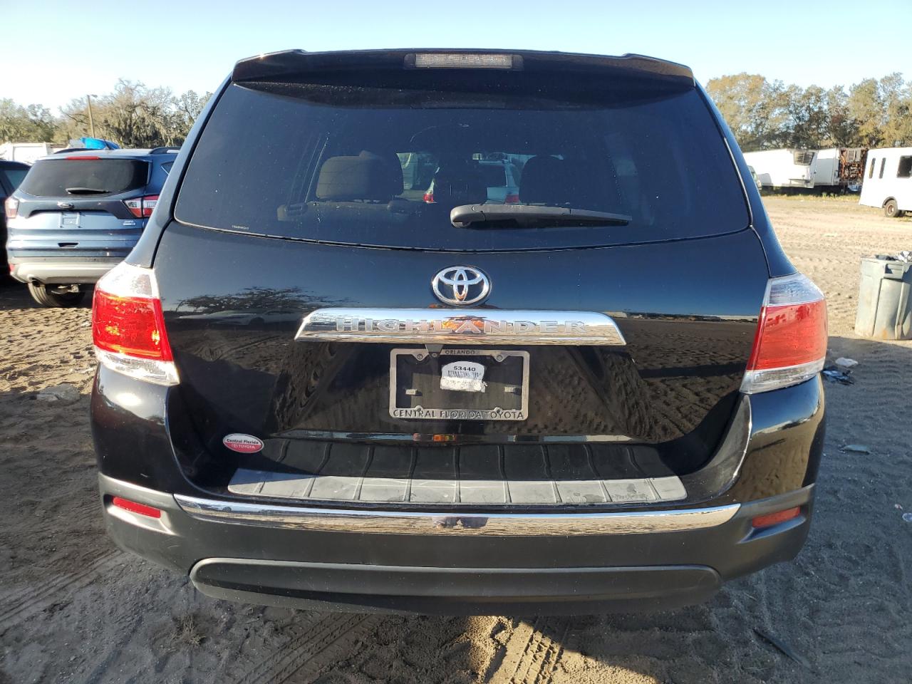 VIN 5TDZK3EH1DS126713 2013 TOYOTA HIGHLANDER no.6