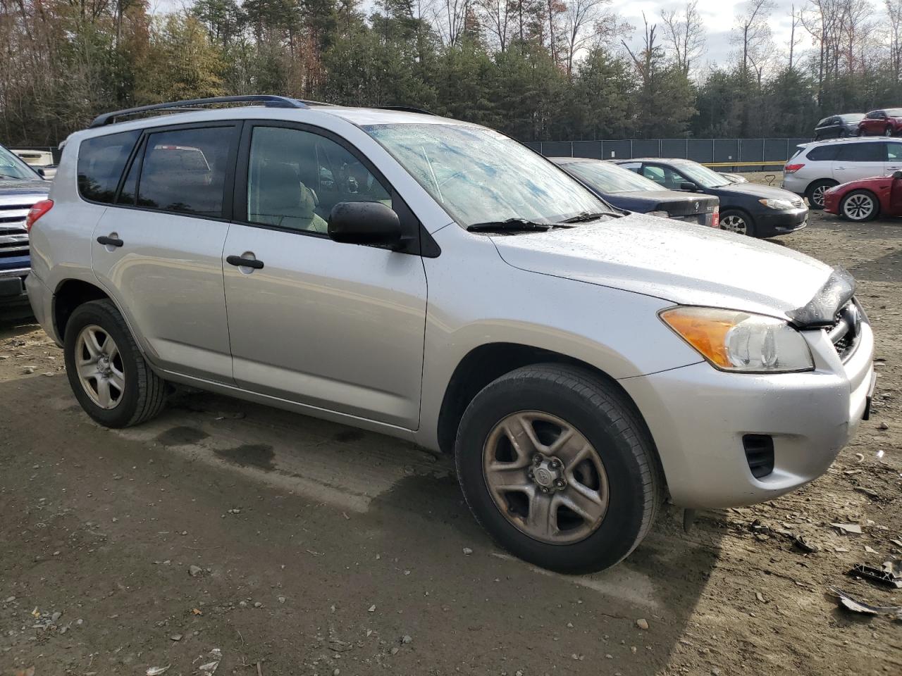 2010 Toyota RAV 4 - Image 4