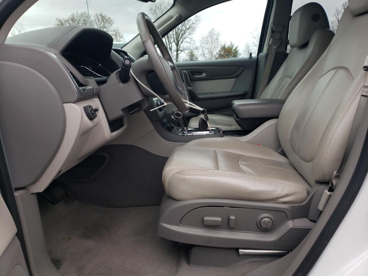 2016 GMC Acadia - Image 7