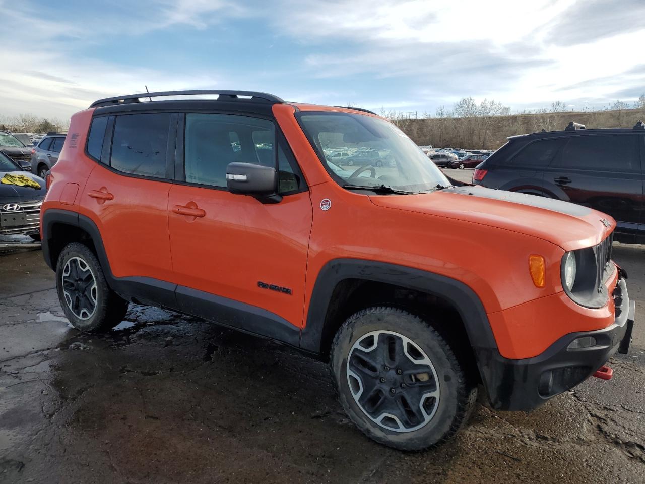 VIN ZACCJBCT0FPB71357 2015 JEEP RENEGADE no.4