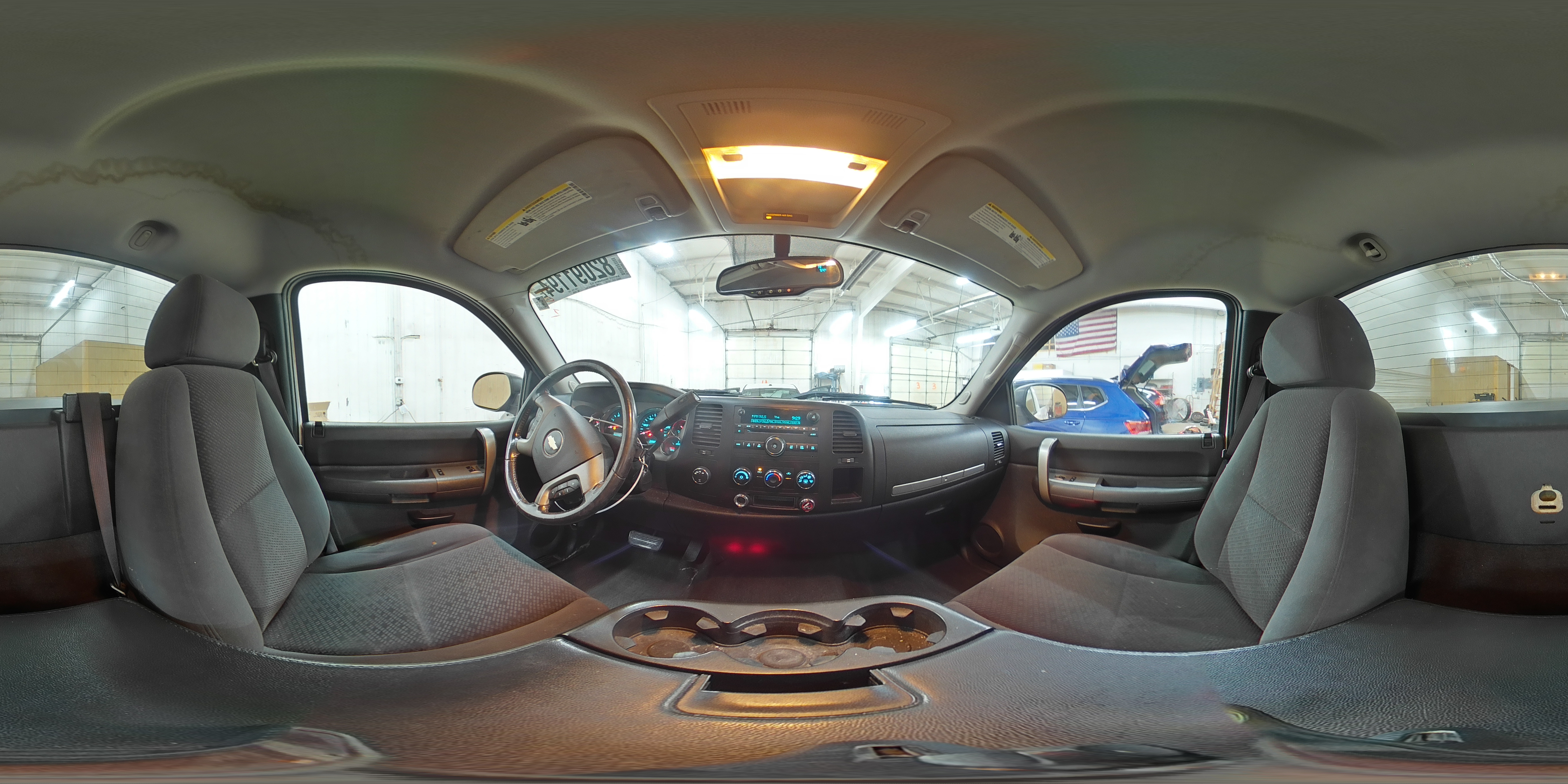 2008 Chevrolet Silverado - Image 13