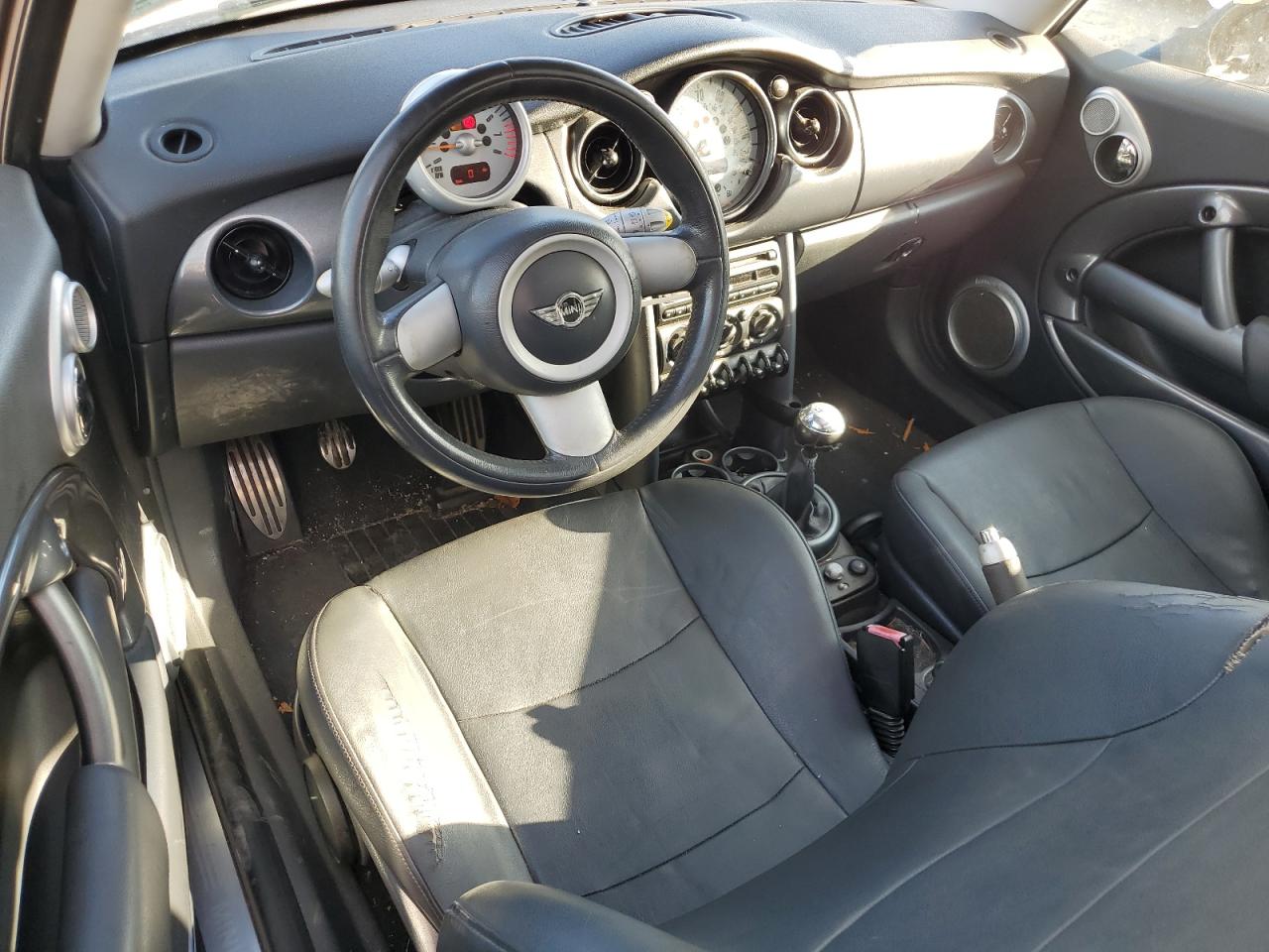 2005 MINI Cooper - Image 8