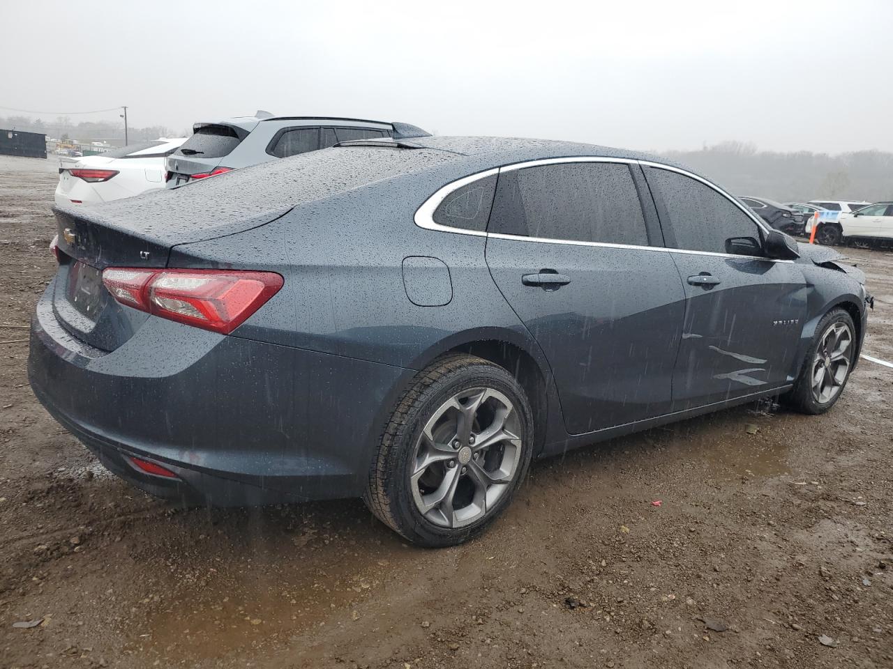 2020 Chevrolet Malibu - Image 3