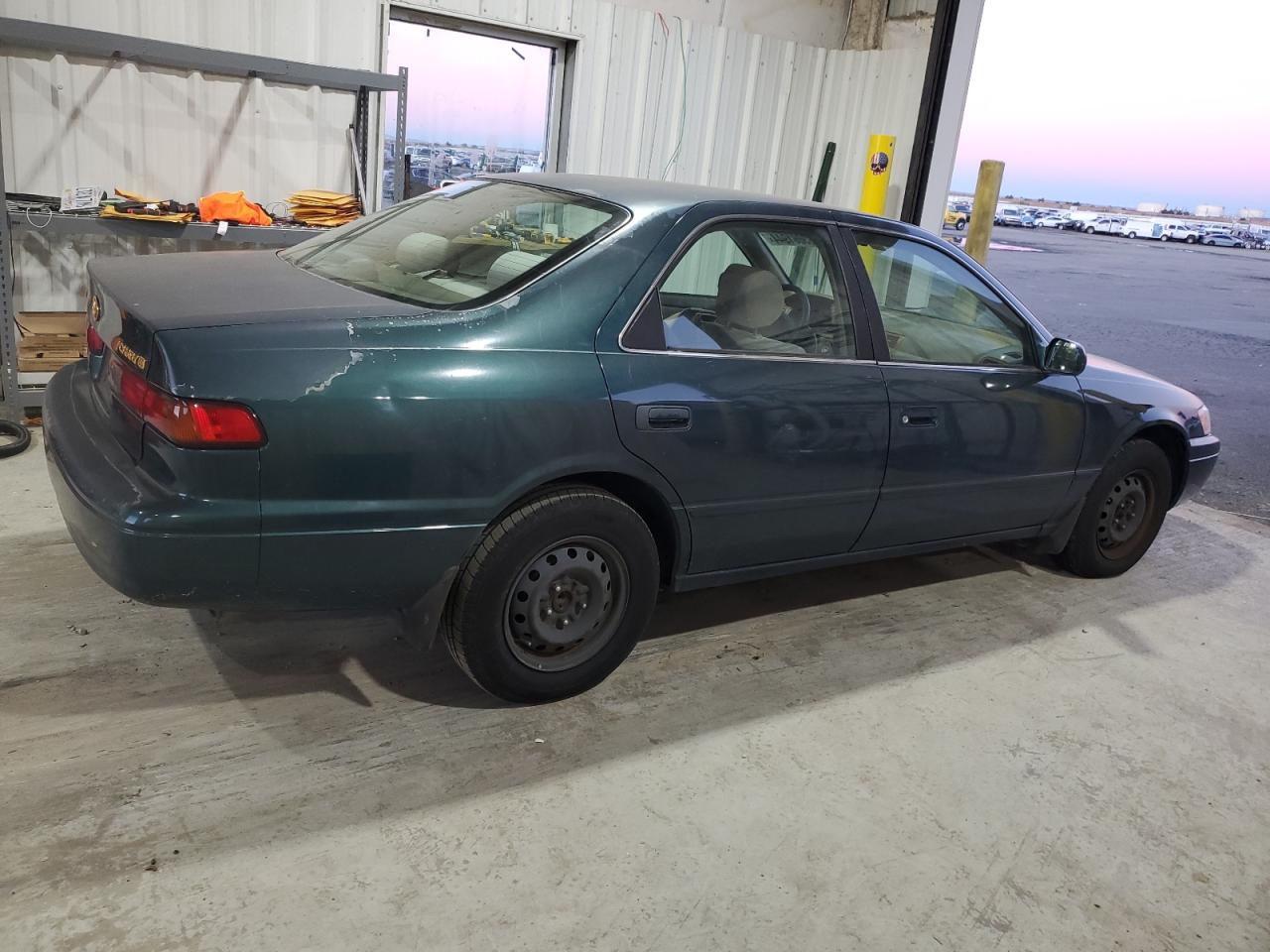 1997 Toyota Camry - Image 3