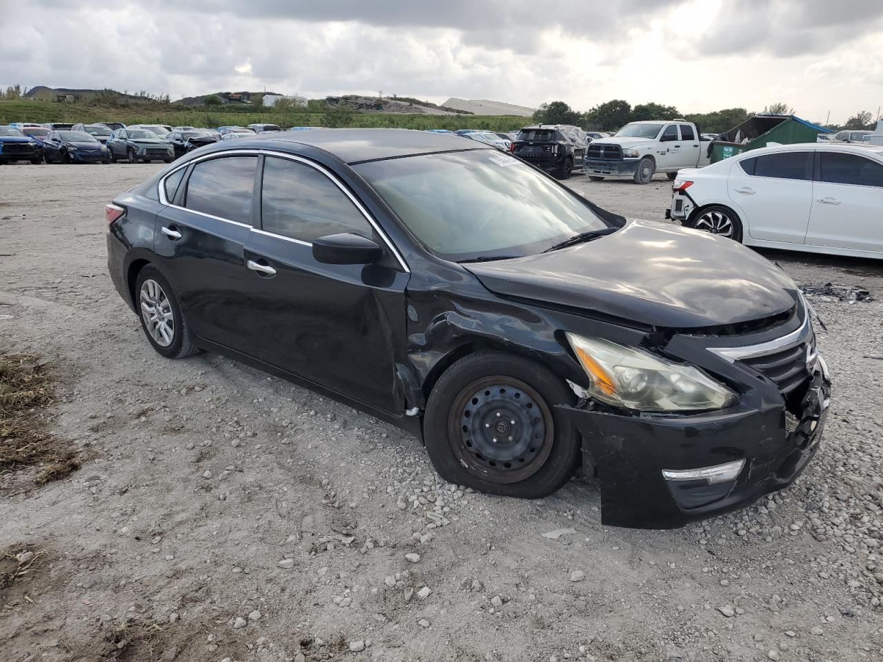 2014 Nissan Altima - Image 4