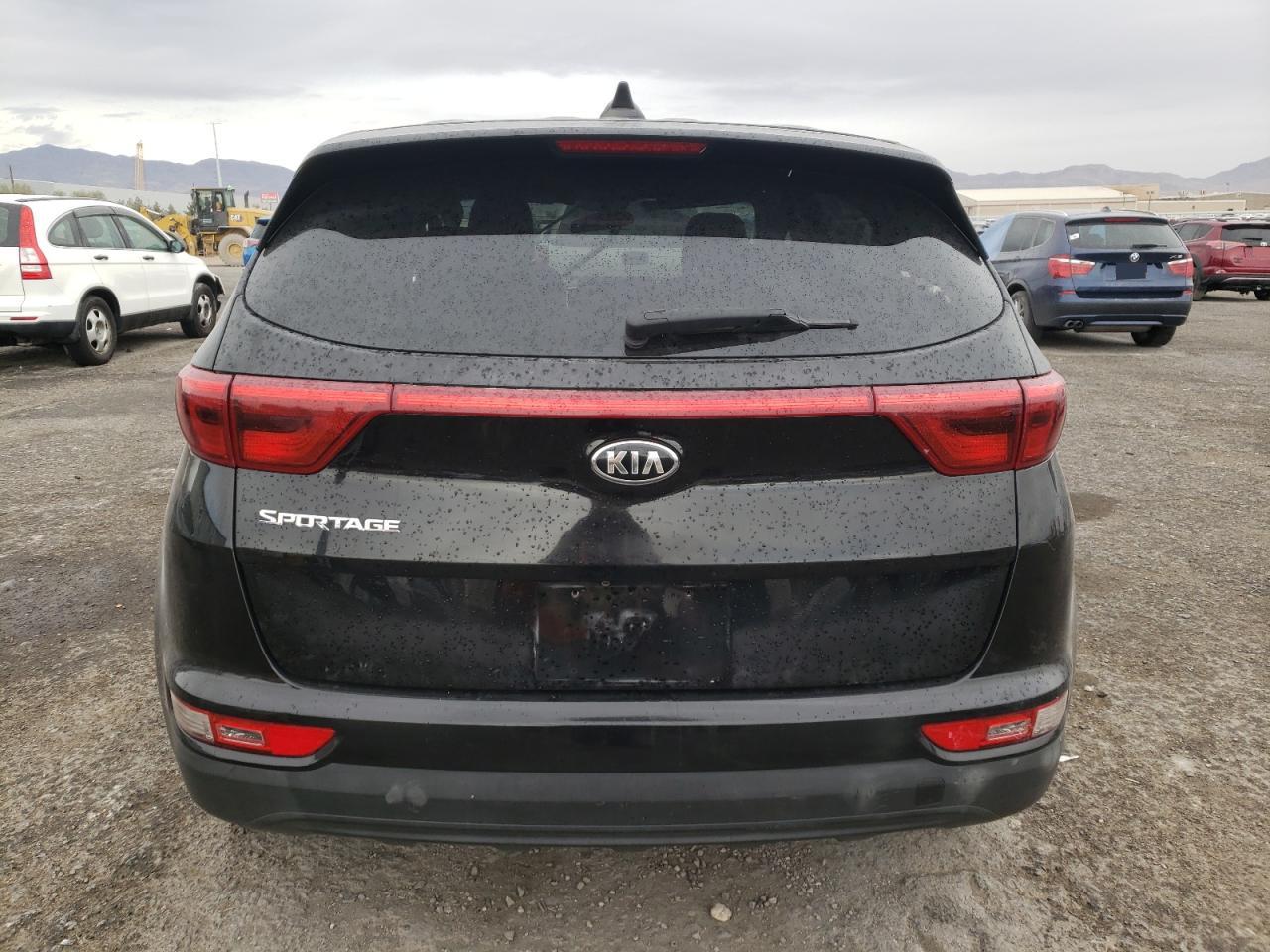 VIN KNDPMCAC4H7192961 2017 KIA SPORTAGE no.6