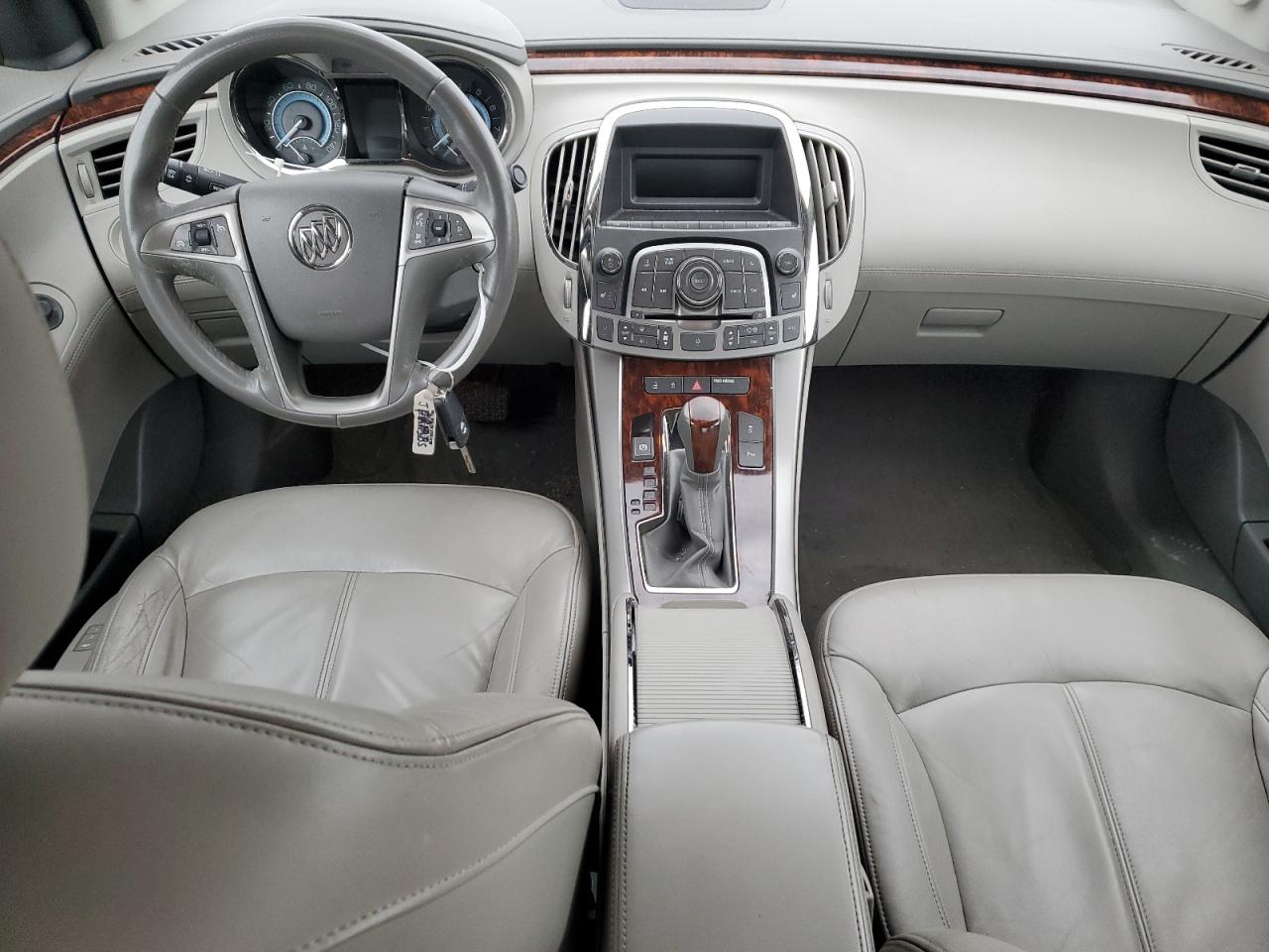 2011 Buick LaCrosse - Image 8