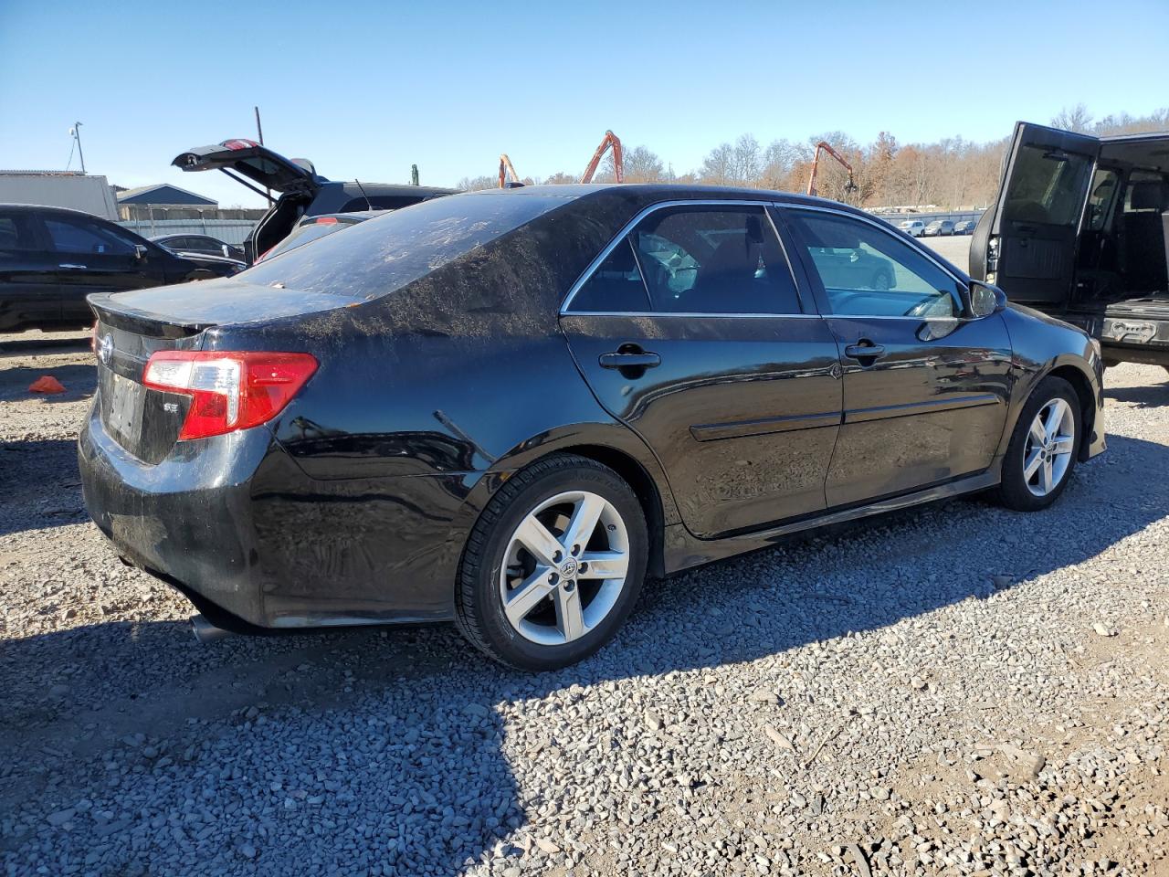 VIN 4T1BF1FK6DU293872 2013 TOYOTA CAMRY no.3