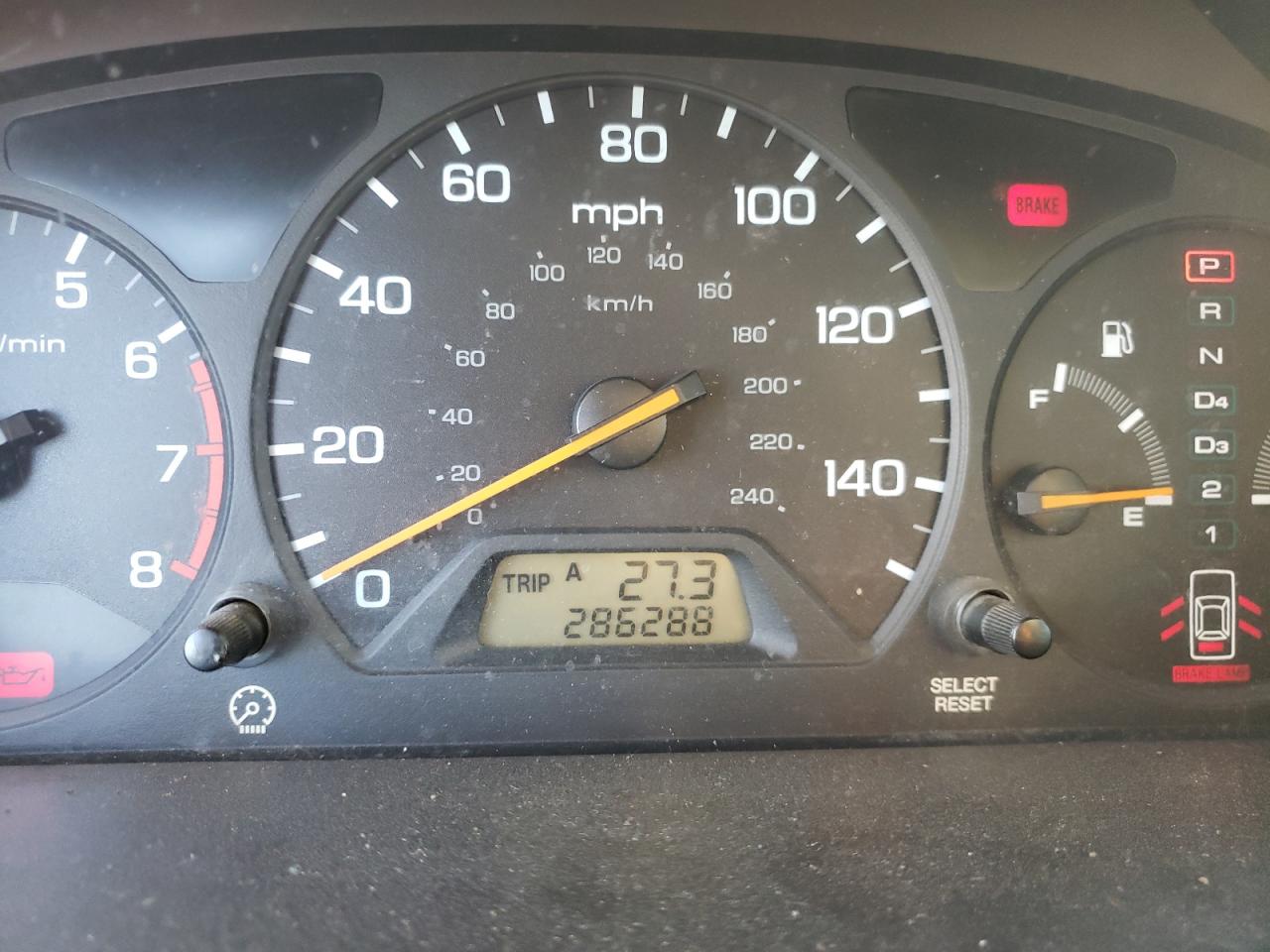 1998 Honda Accord - Image 9