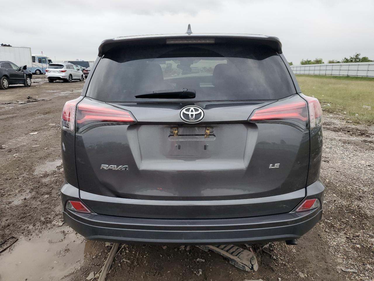 2018 Toyota Rav4 Le VIN: 2T3ZFREV2JW451183 Lot: 79085884