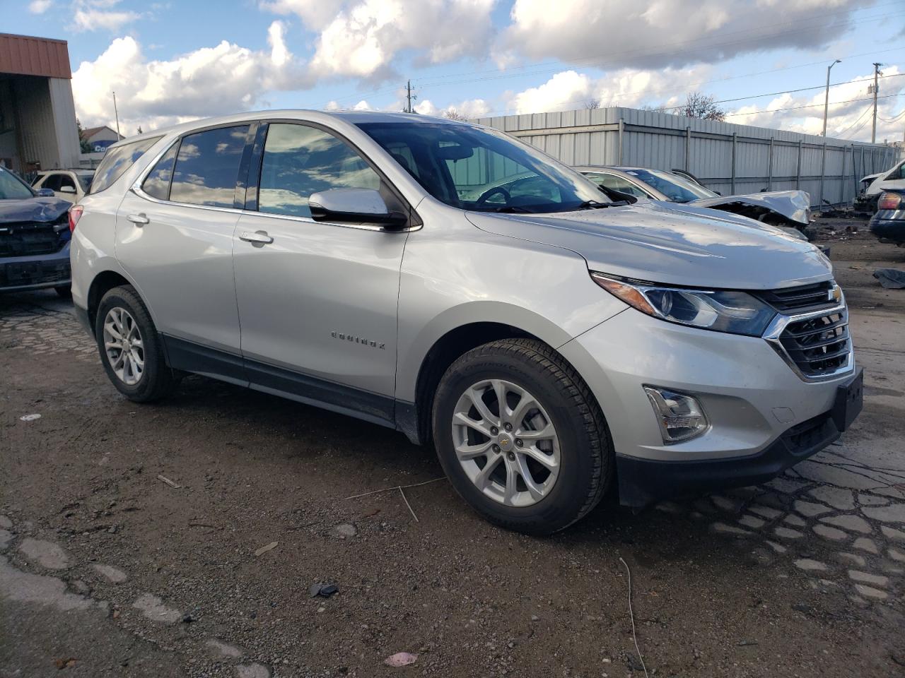 2019 Chevrolet Equinox - Image 4