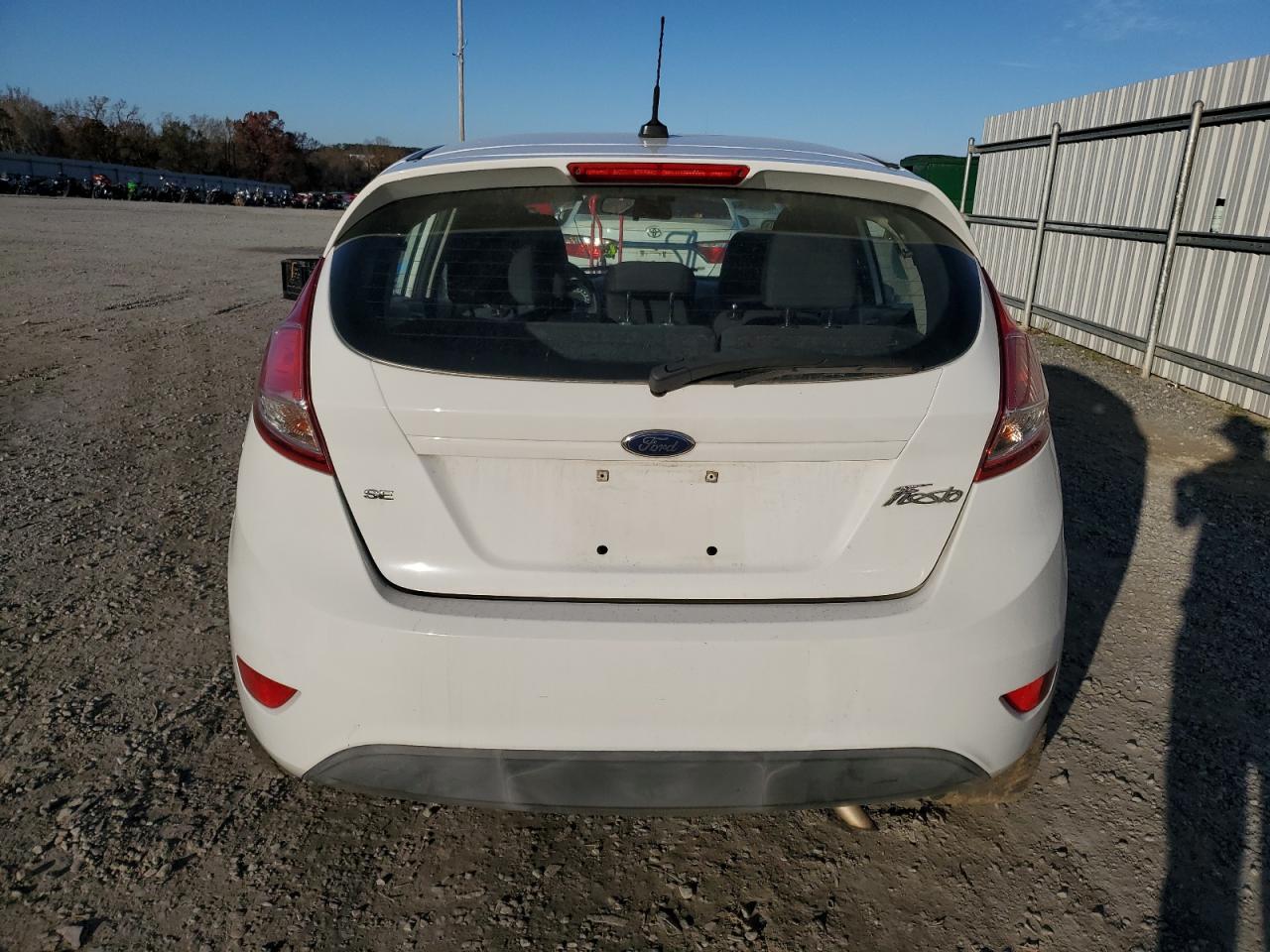 VIN 3FADP4EJ6FM211088 2015 FORD FIESTA no.6