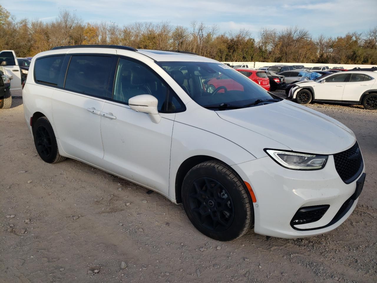 2021 Chrysler Pacifica - Image 4