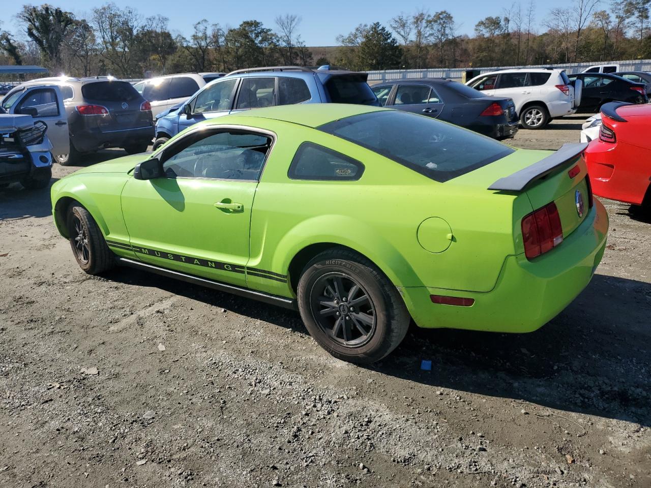 2006 Ford Mustang - Image 2