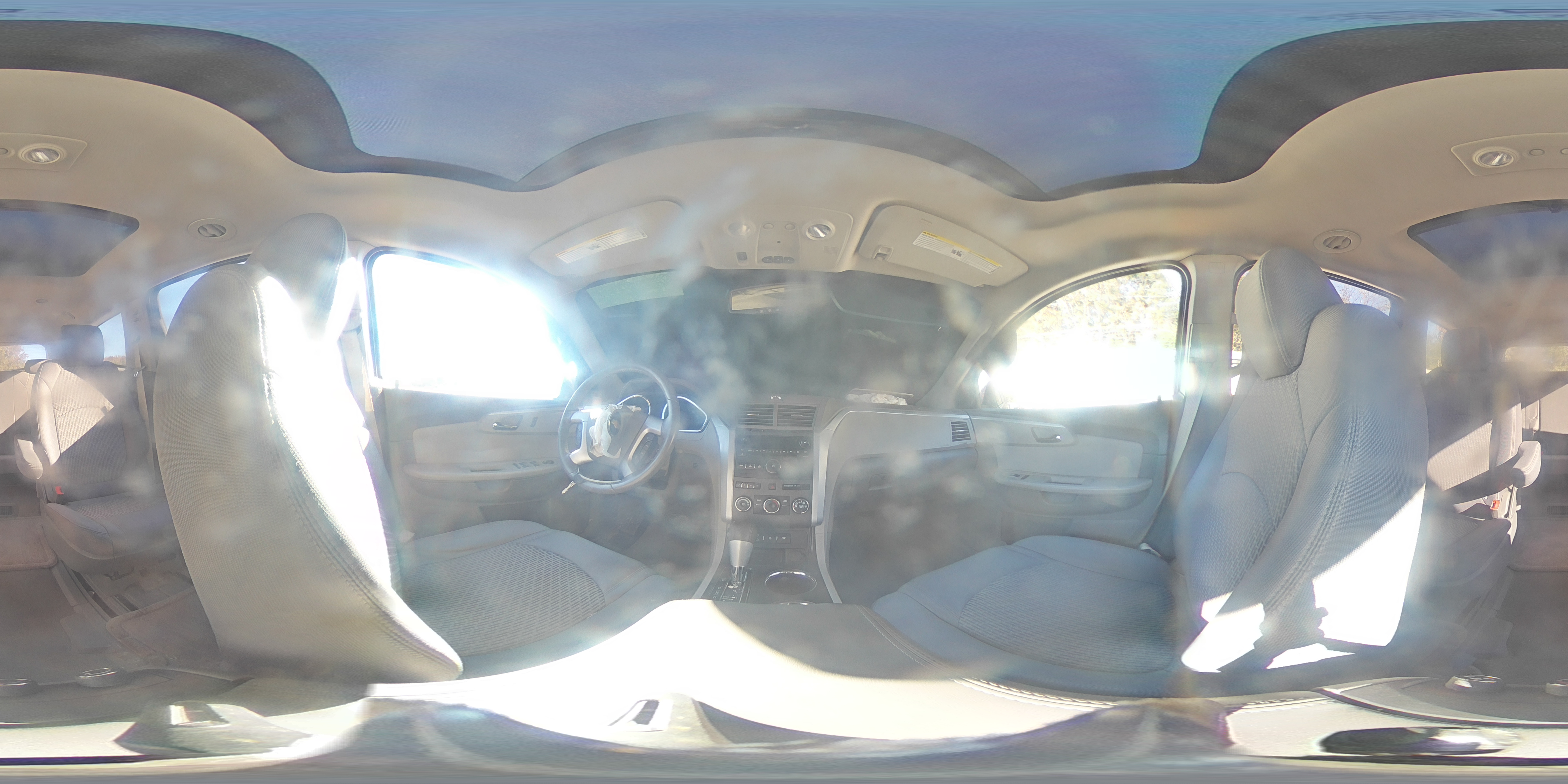 2011 Chevrolet Traverse - Image 14