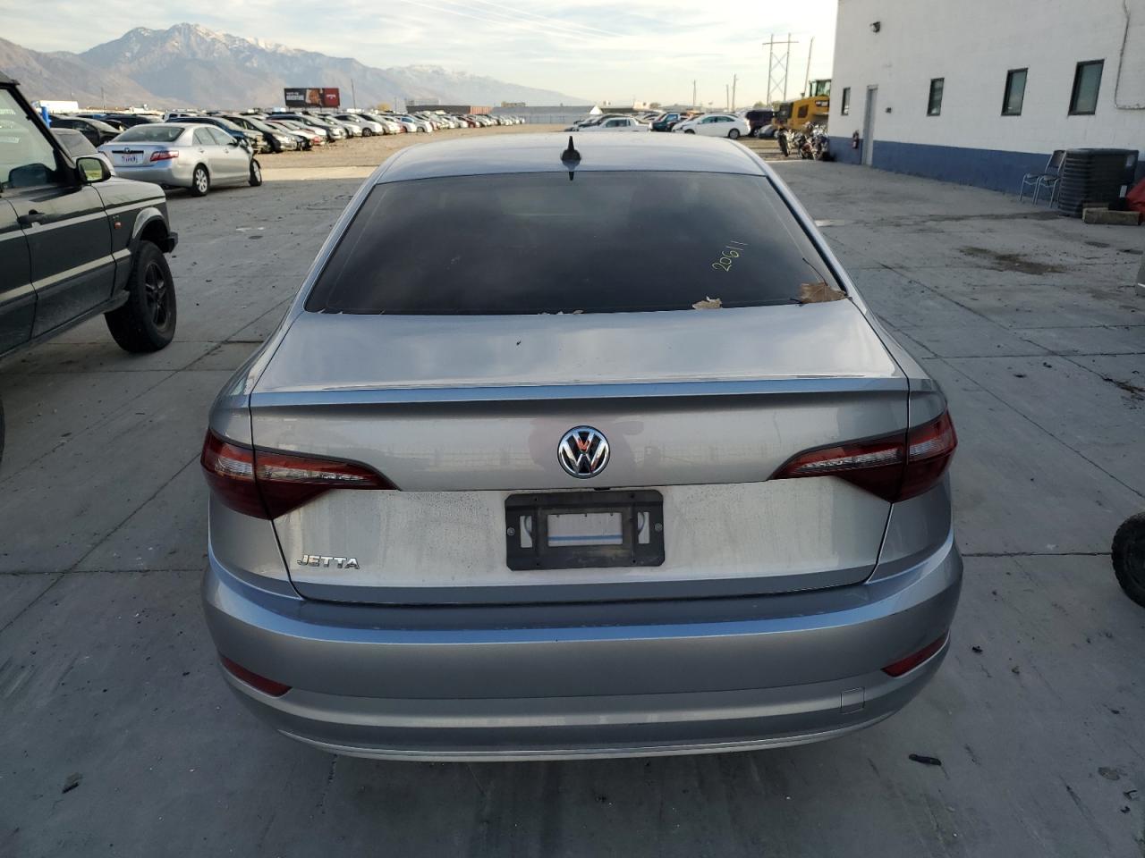2021 Volkswagen Jetta - Image 6