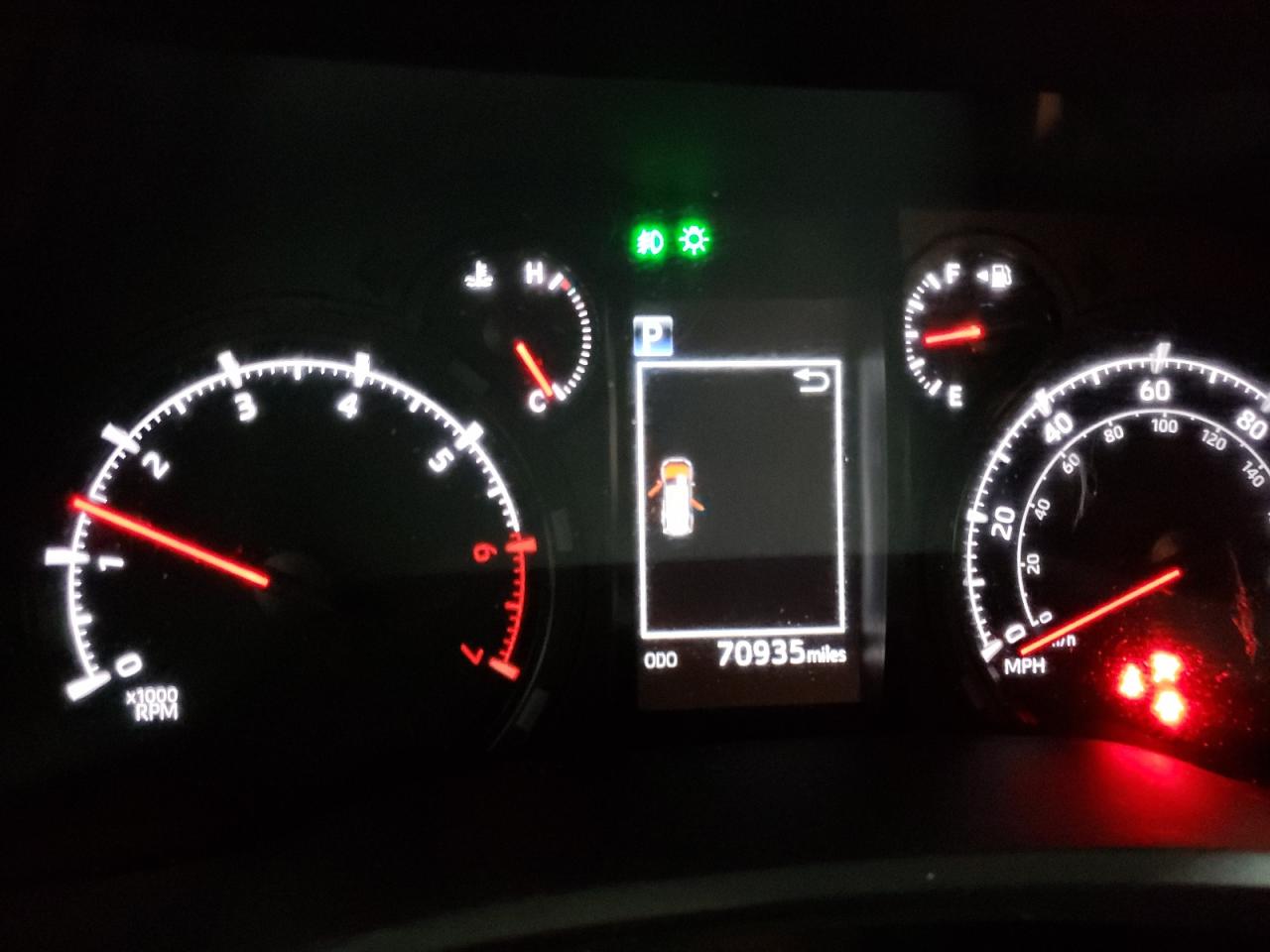 2021 Toyota 4Runner - Image 9