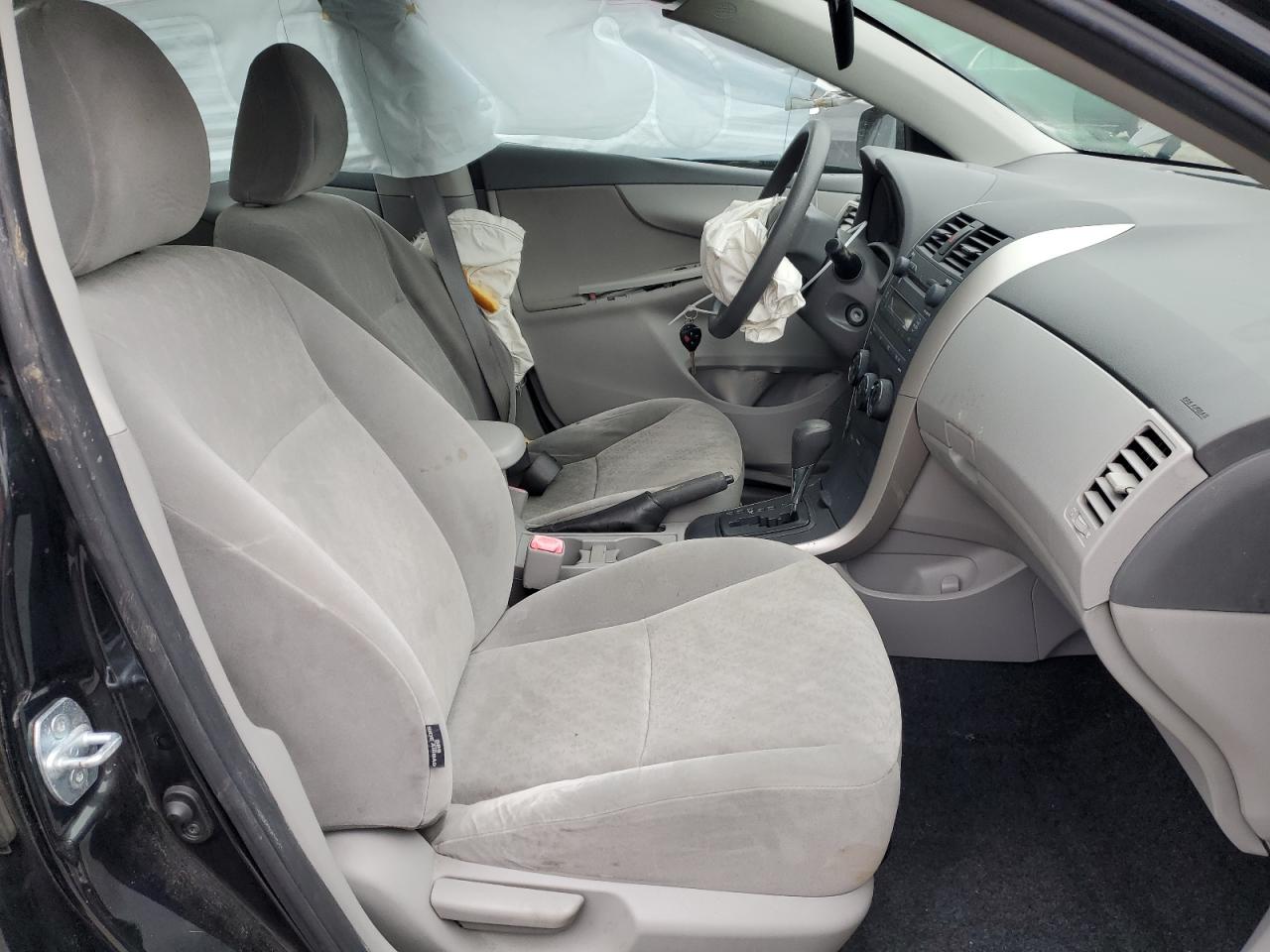 2009 Toyota Corolla - Image 7